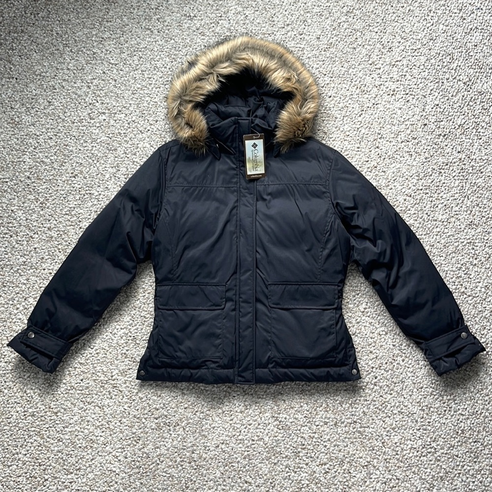 Columbia Ski Jacket (Black, Women’s Medium)